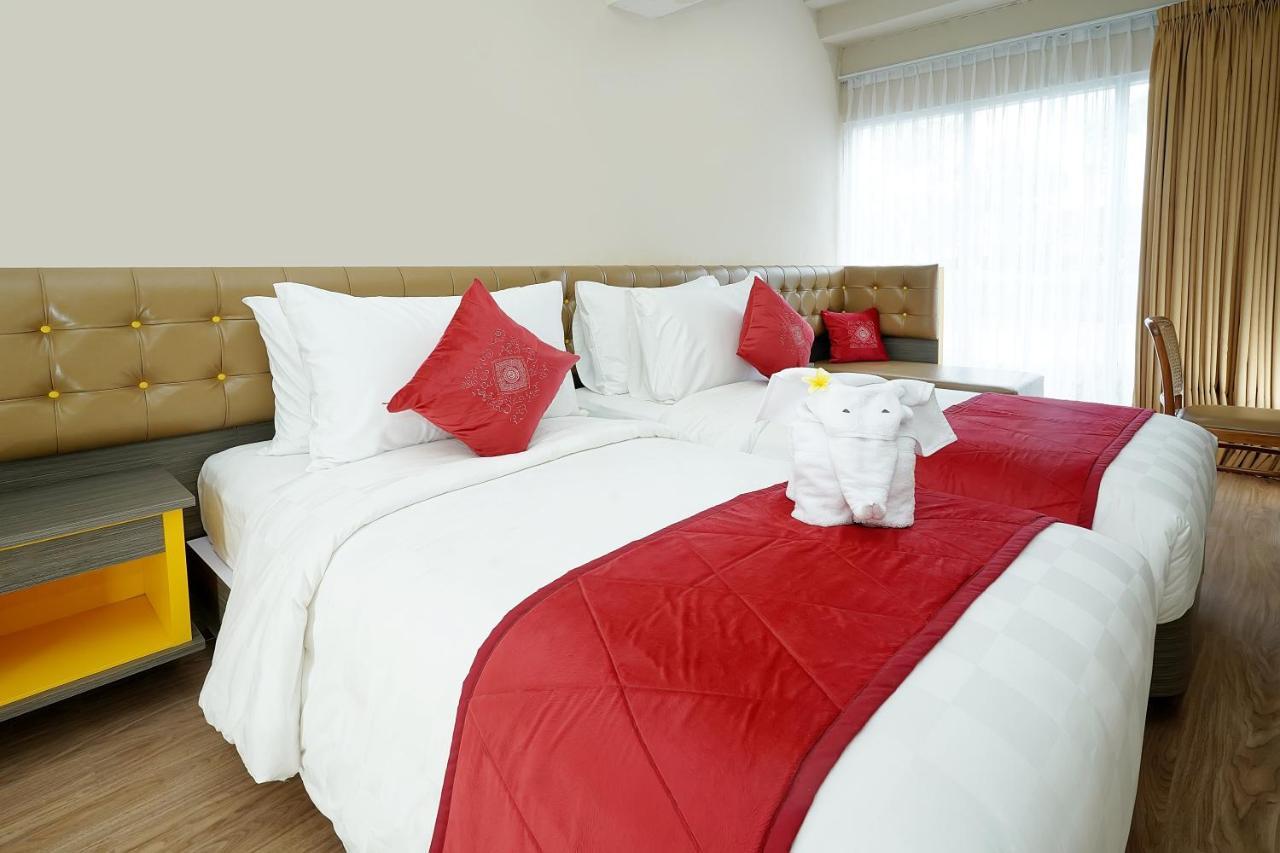 Ramada By Wyndham Yogyakarta Hotel Sleman  Ngoại thất bức ảnh
