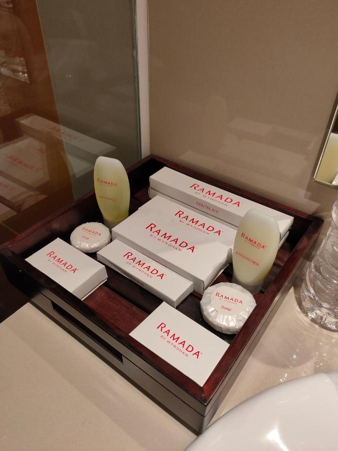 Ramada By Wyndham Yogyakarta Hotel Sleman  Ngoại thất bức ảnh